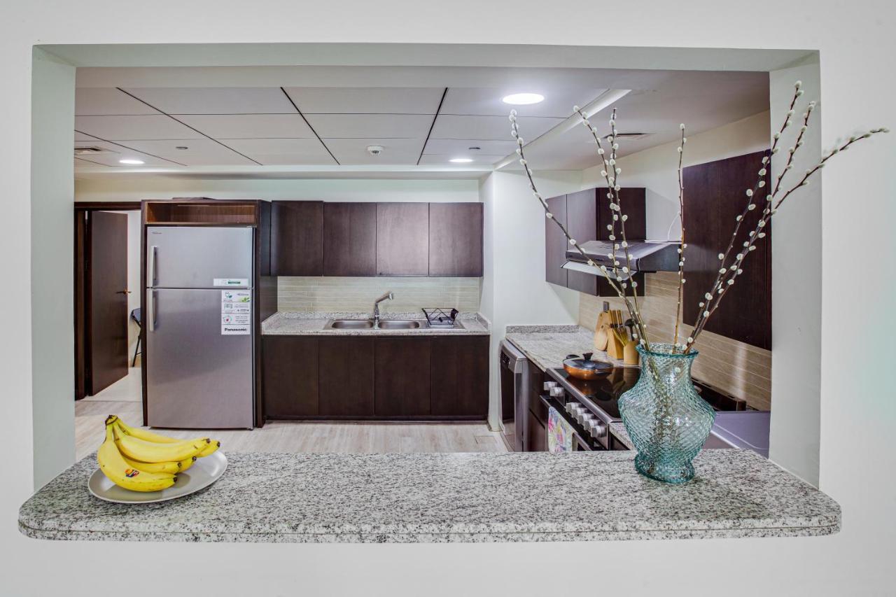 Luxury Apartments At Balqis Residence دبي المظهر الخارجي الصورة