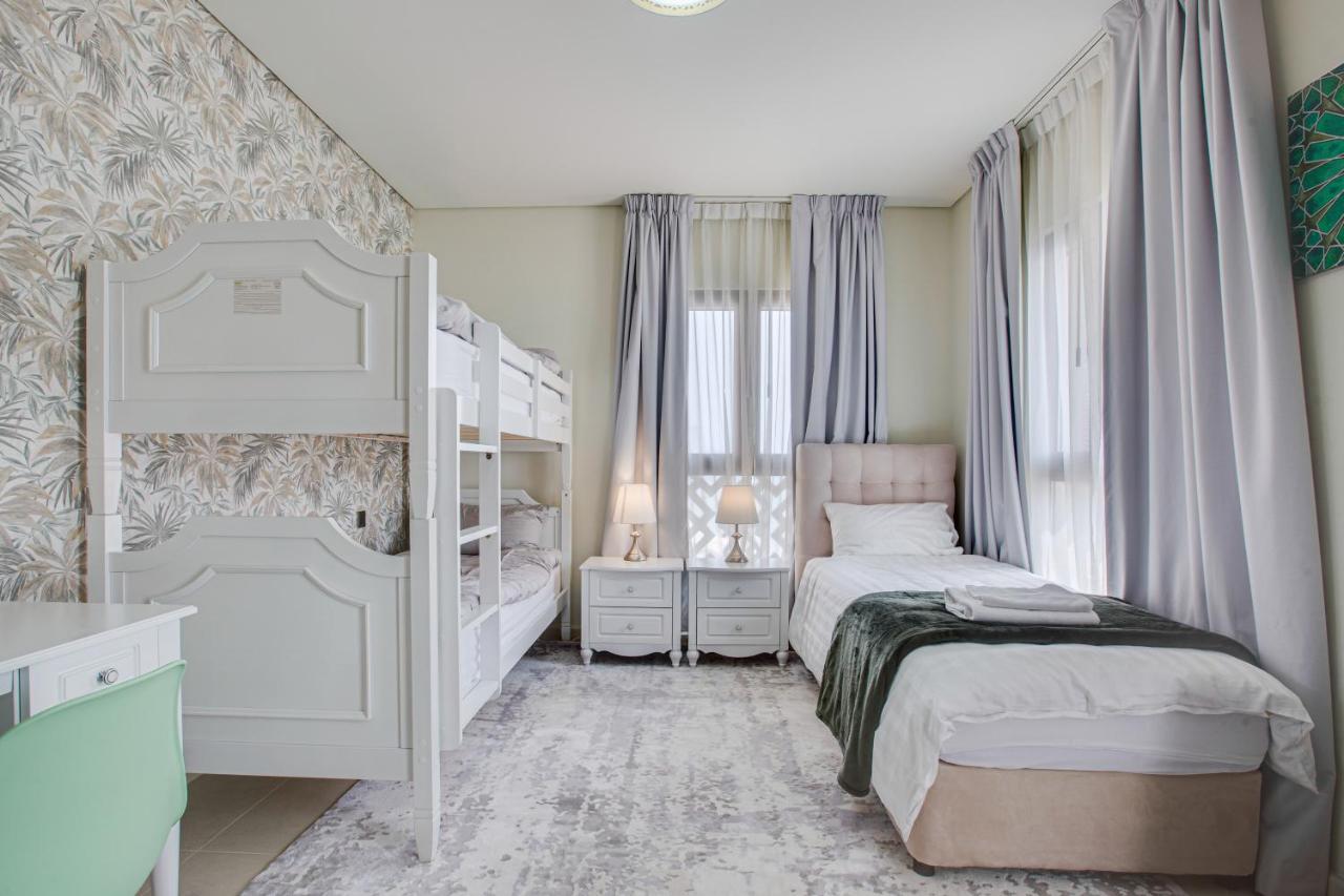 Luxury Apartments At Balqis Residence دبي المظهر الخارجي الصورة